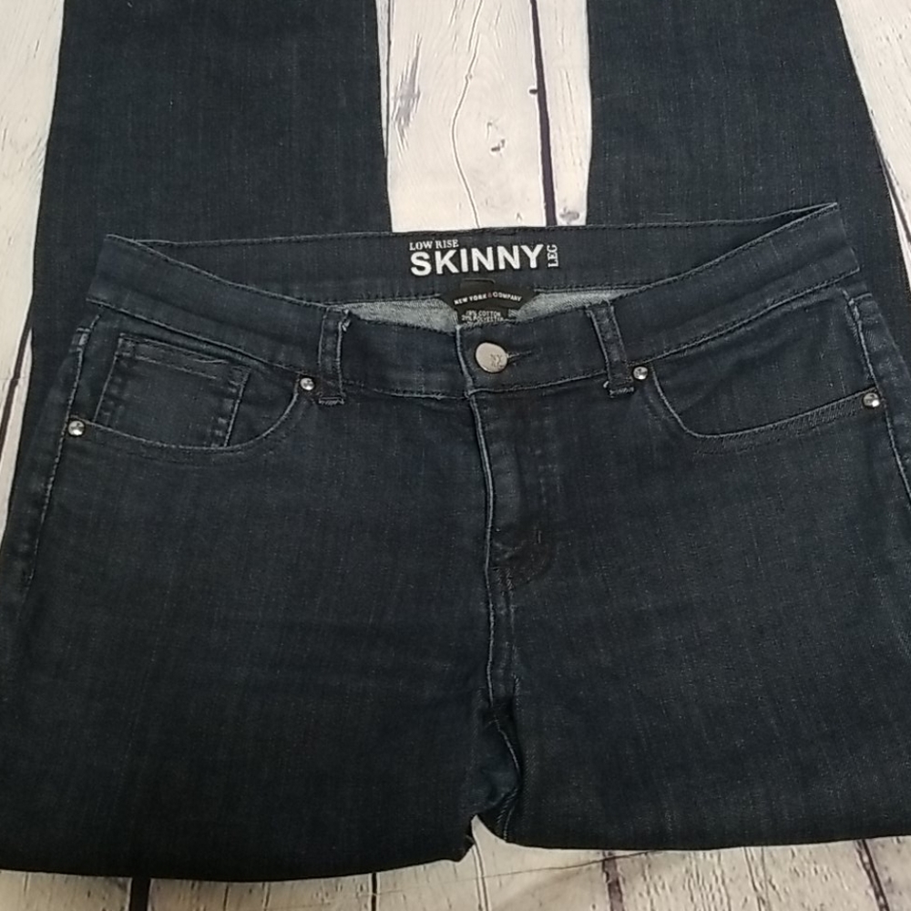 New York & Company low rise skinny leg stretcjeans